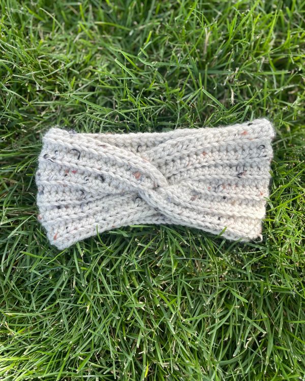 Aran Fleck White Twisted Headband